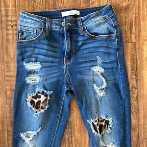 KanCan distressed skinny jeans